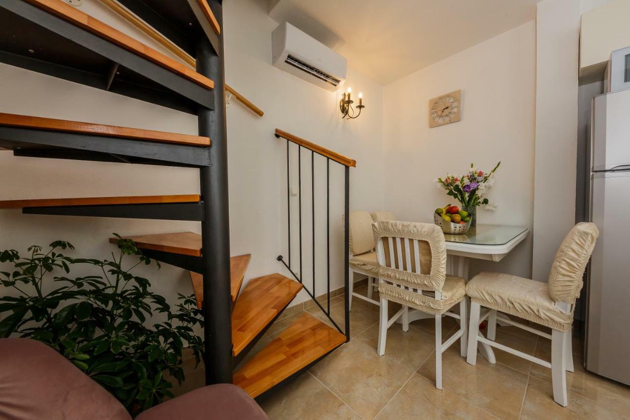 Apartman Mare Kastela Exterior photo
