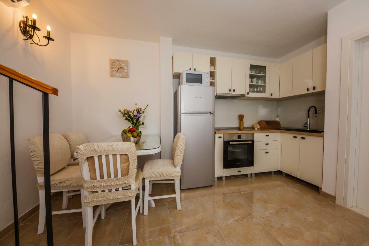 Apartman Mare Kastela Exterior photo